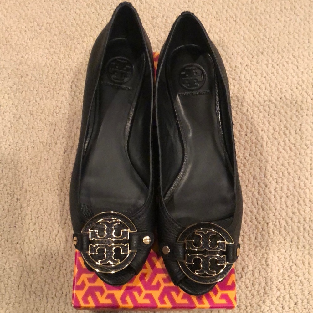 NIB Tory Burch Black Wedge Heels 10M